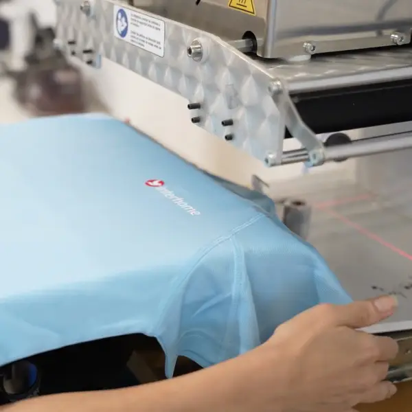 Realizamos la impresión de camisetas personalizadas personaliza tu camiseta